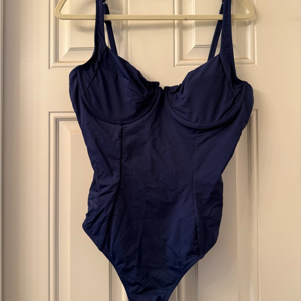 Cupshe Navy Underwire One-Piece Swimsuit